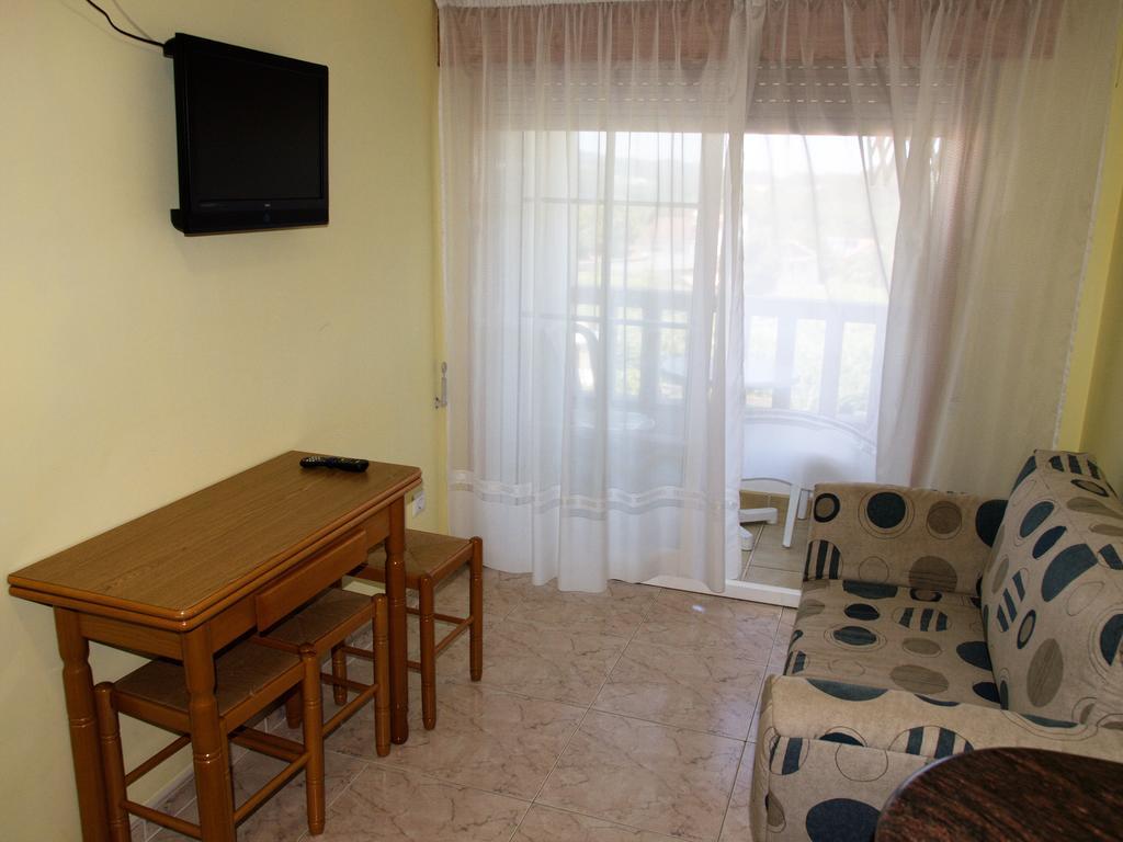 Apartamentos Barrosa Portonovo Chambre photo